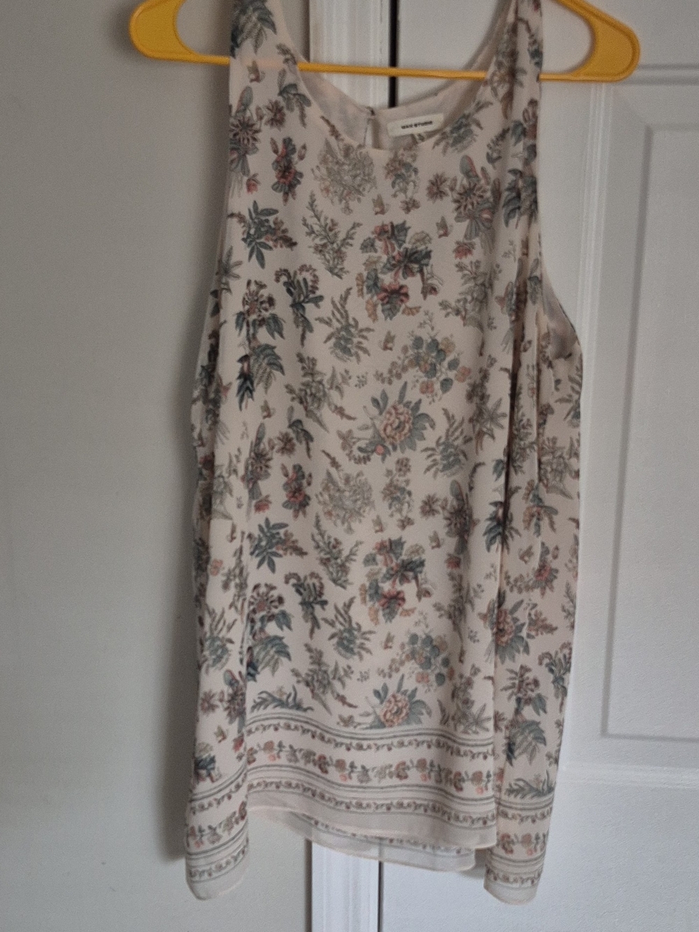 Max Studio Cream Floral Print Sleeveless Top